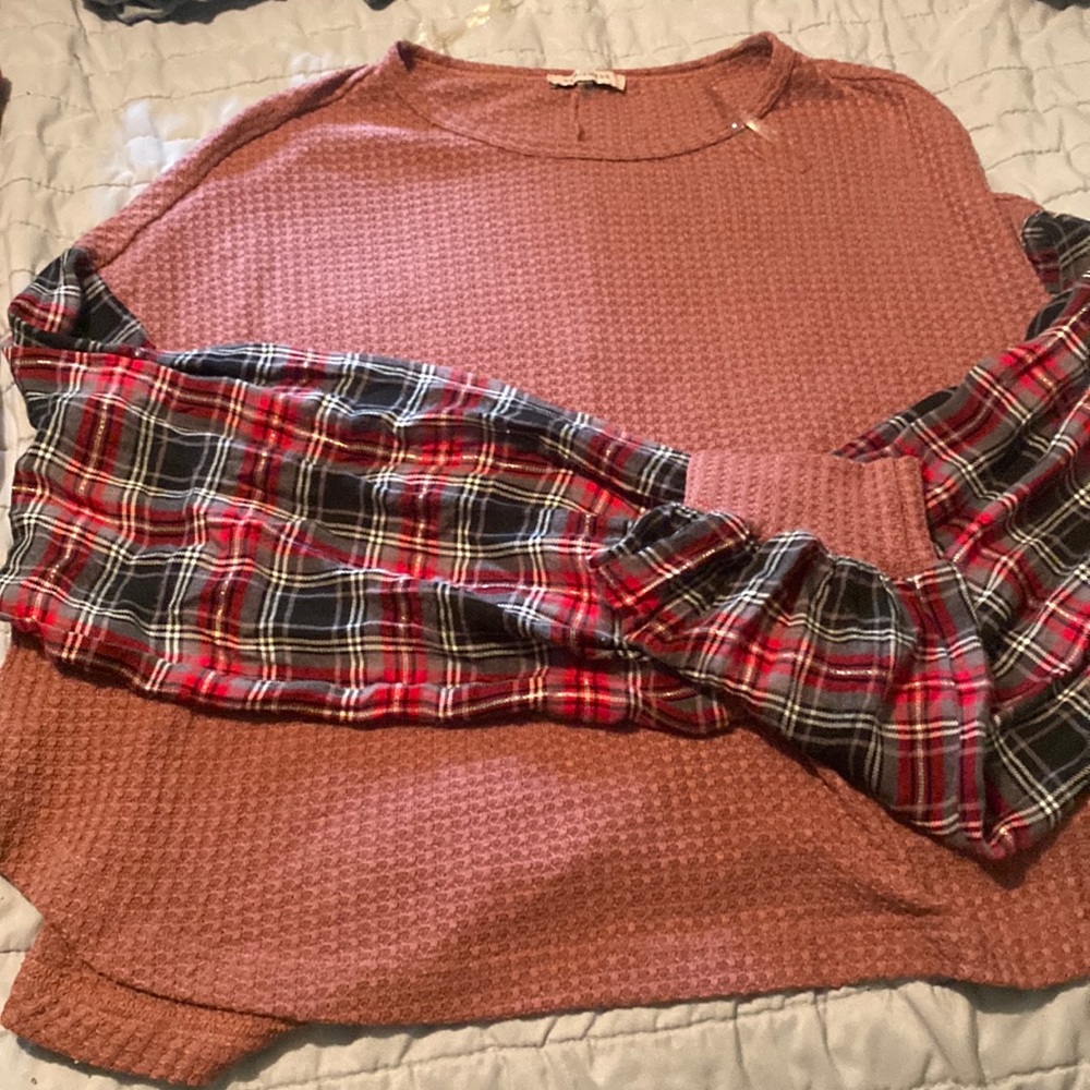 Mauve waffle knit with plaid sleeves crop top